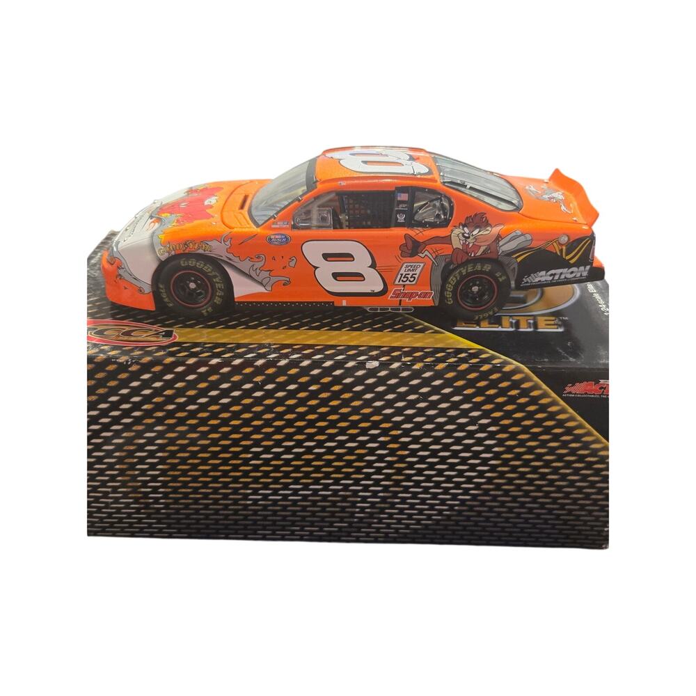 Dale Earnhardt Jr #8 Looney Tunes Rematch 2002 Monte Carlo 1:24 Action Elite